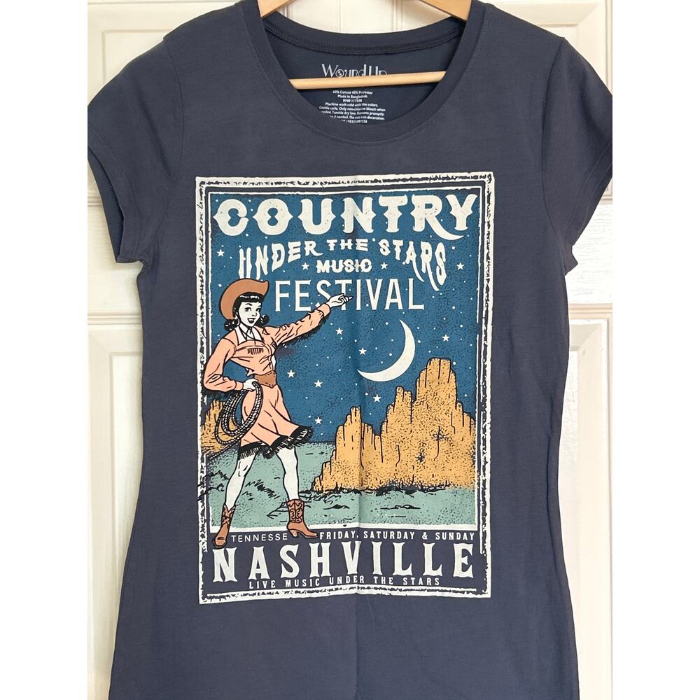 NWOT Cowgirl Country Nashville Concert Poster Tshirt
